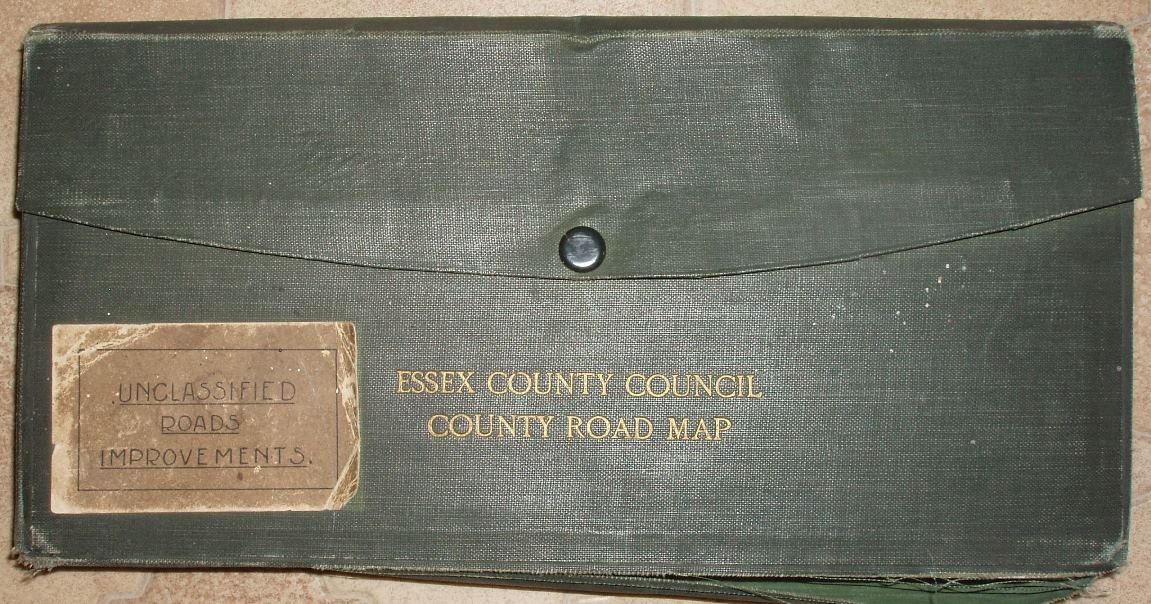 ECC Roads 1930 Pouch